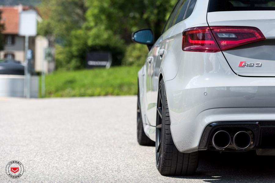 Детали экстерьера Audi RS3 Avant on Vossen Wheels (VPS-301) 2017 года  (фото 9 из 30)